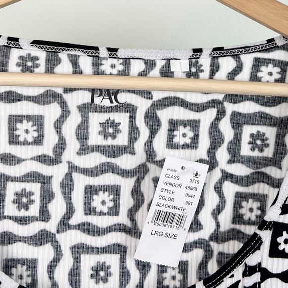 NWT Pacsun Cares Pumpkin Seamed Keyhole Long Sleeve Printed Top - Picture 5 of 7